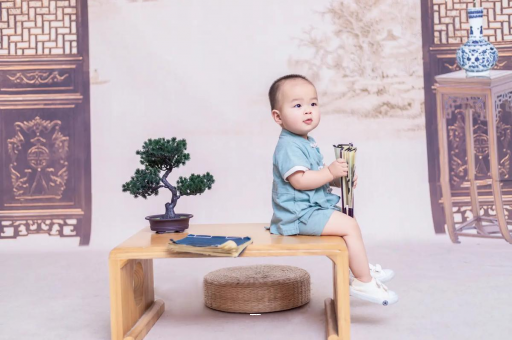 东阳四个月宝宝可以坐着吗